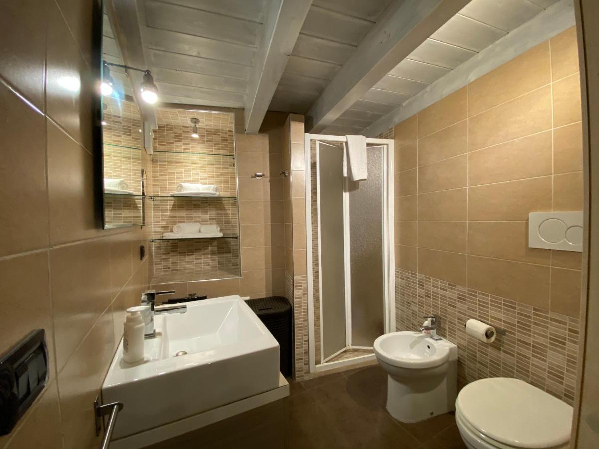 B&B Isola Dello Stampatore Lecce Bagian luar foto
