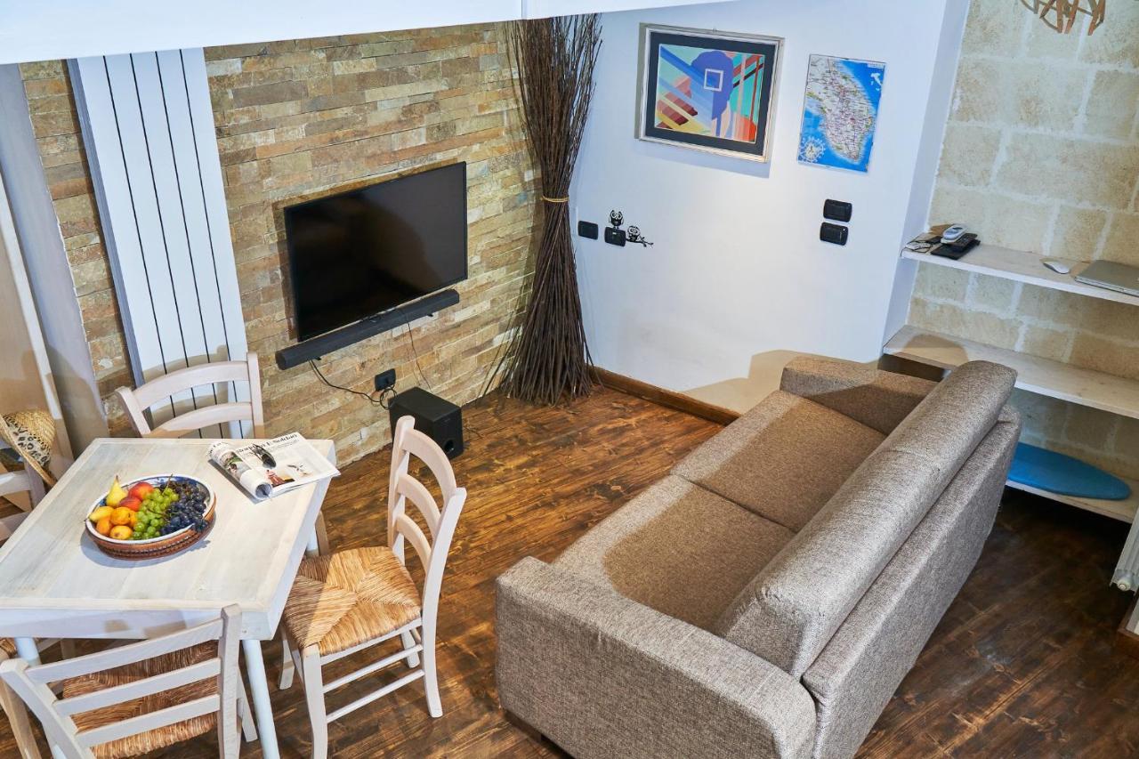 B&B Isola Dello Stampatore Lecce Bagian luar foto