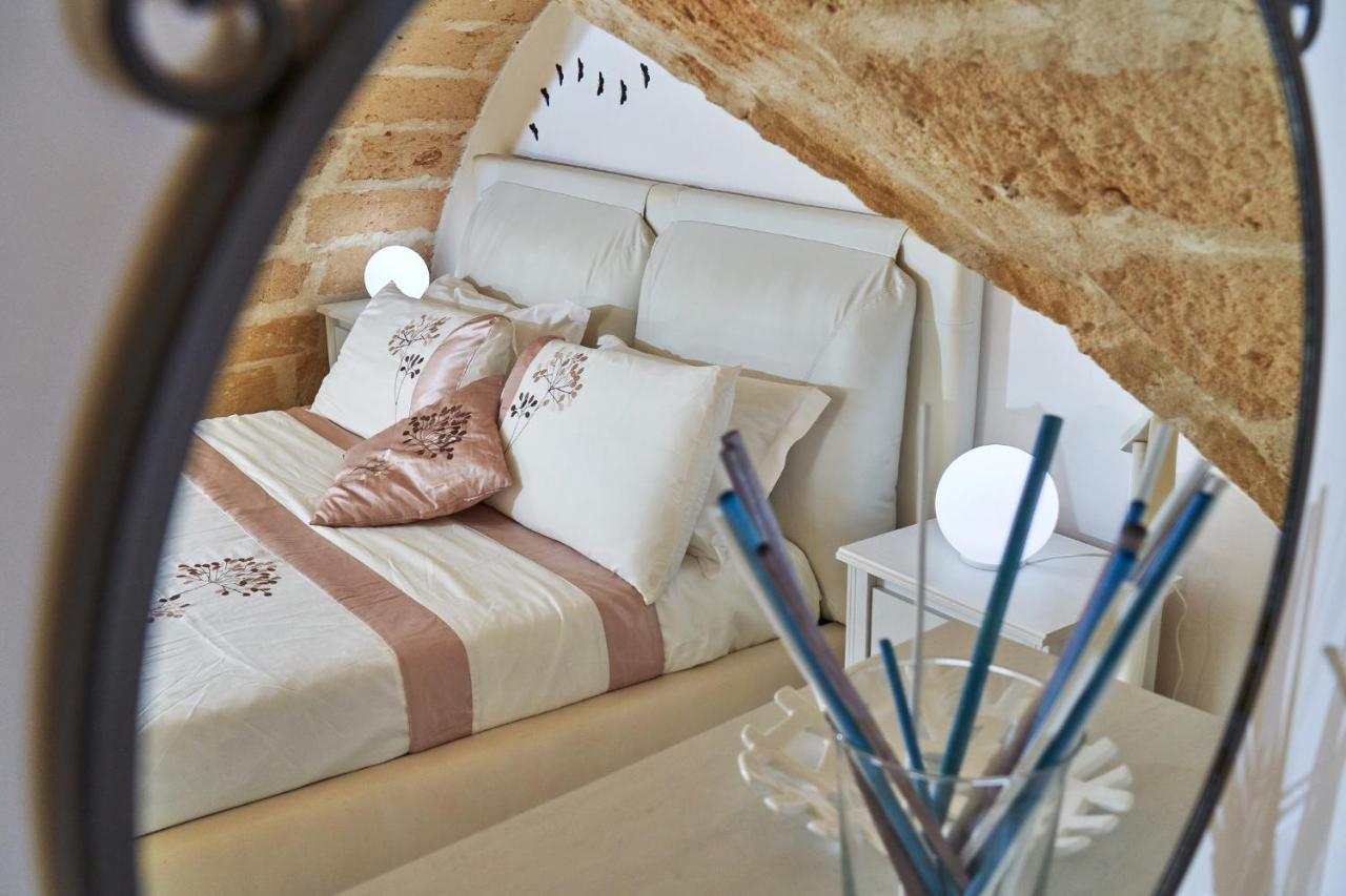 B&B Isola Dello Stampatore Lecce Bagian luar foto