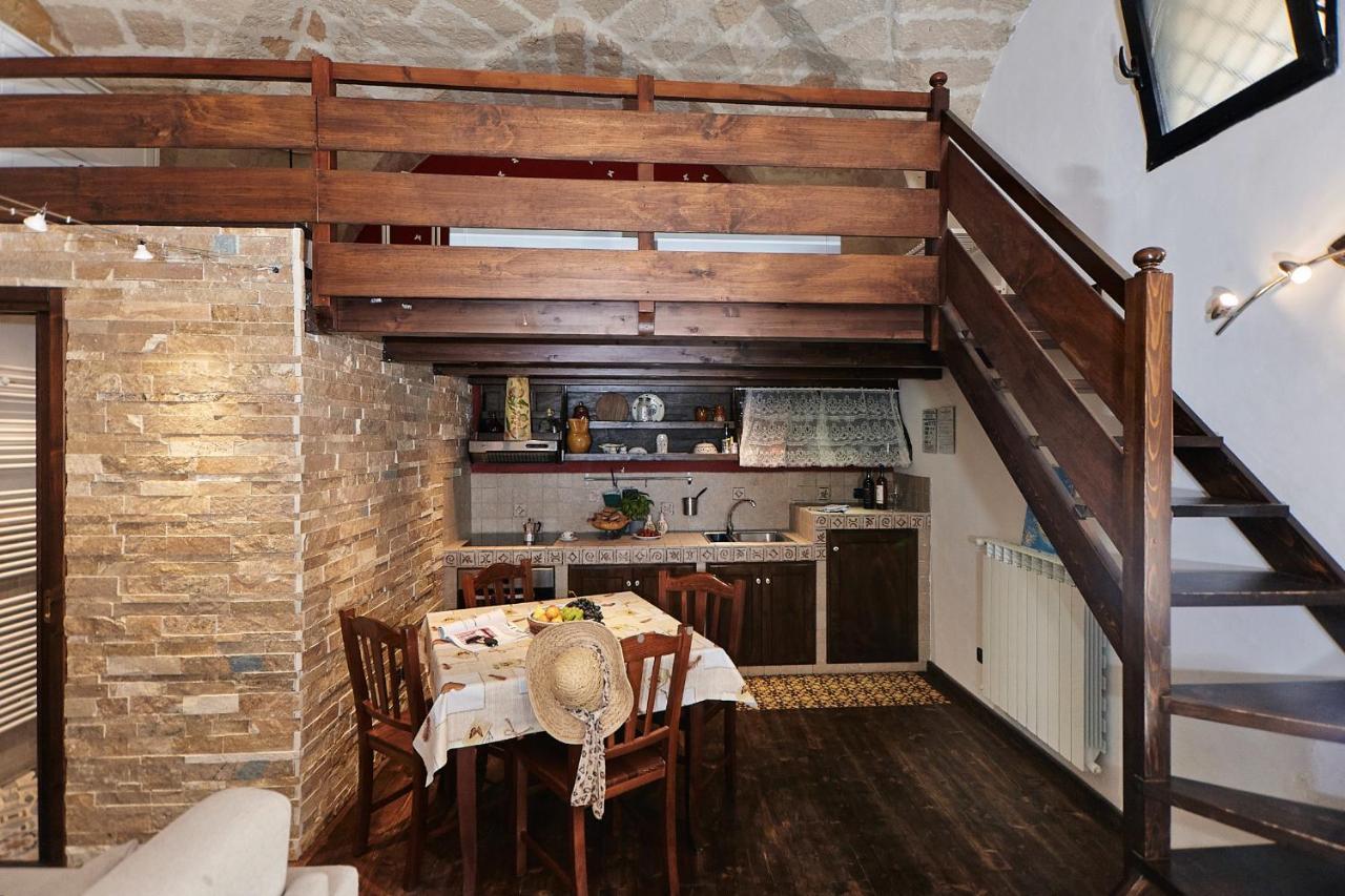 B&B Isola Dello Stampatore Lecce Bagian luar foto