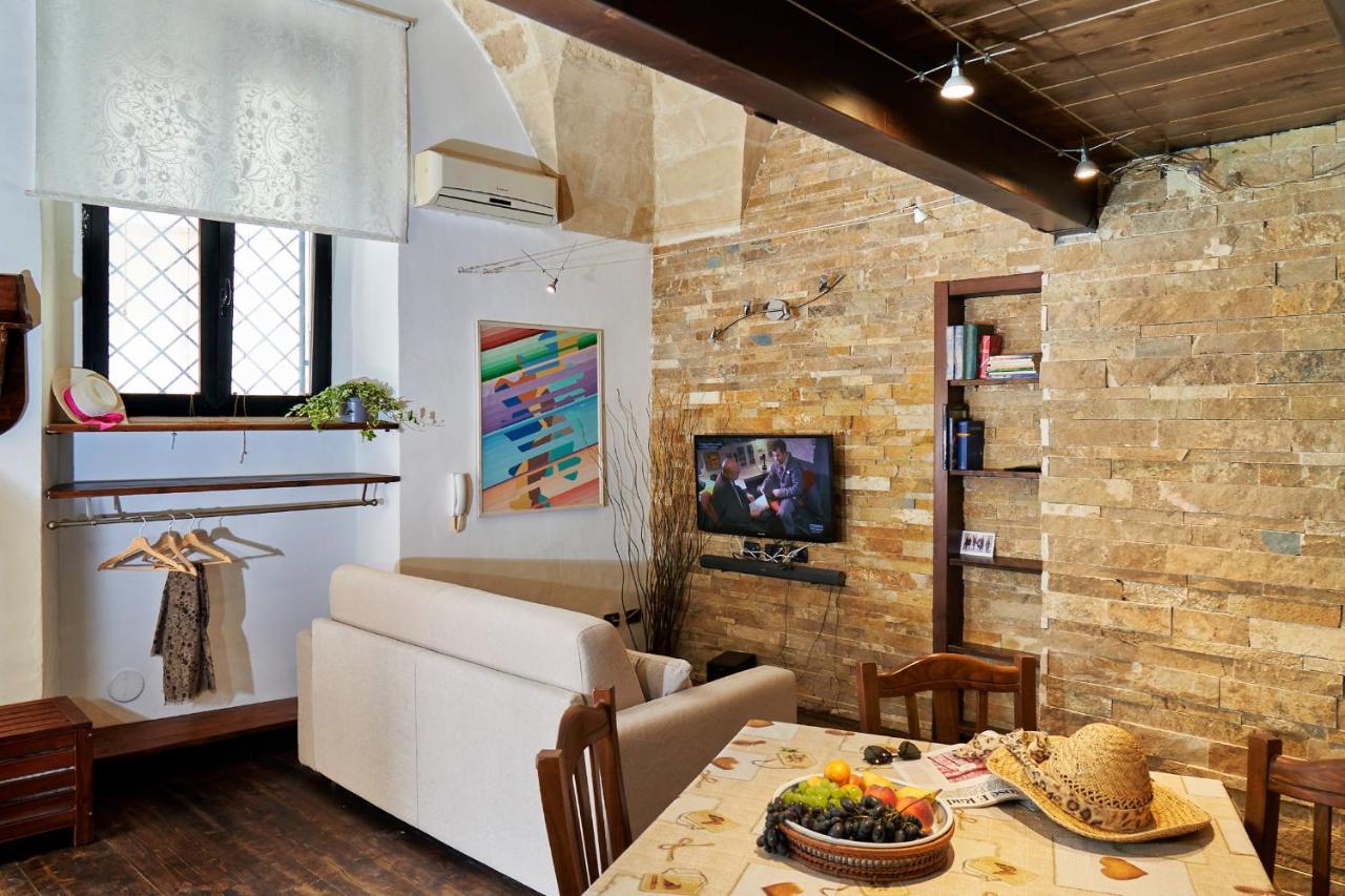B&B Isola Dello Stampatore Lecce Bagian luar foto