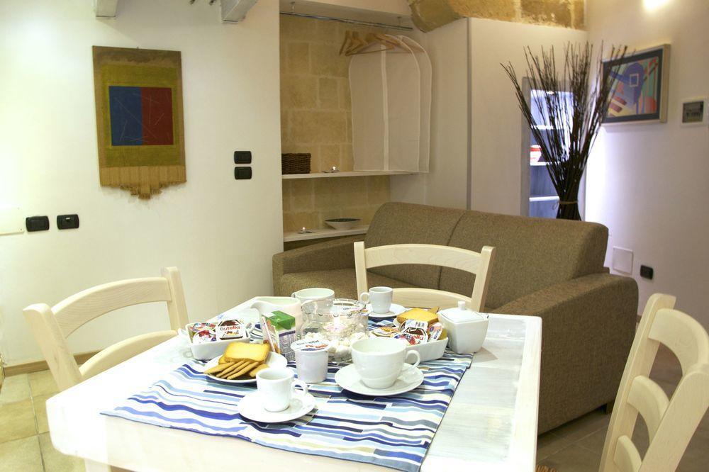 B&B Isola Dello Stampatore Lecce Bagian luar foto