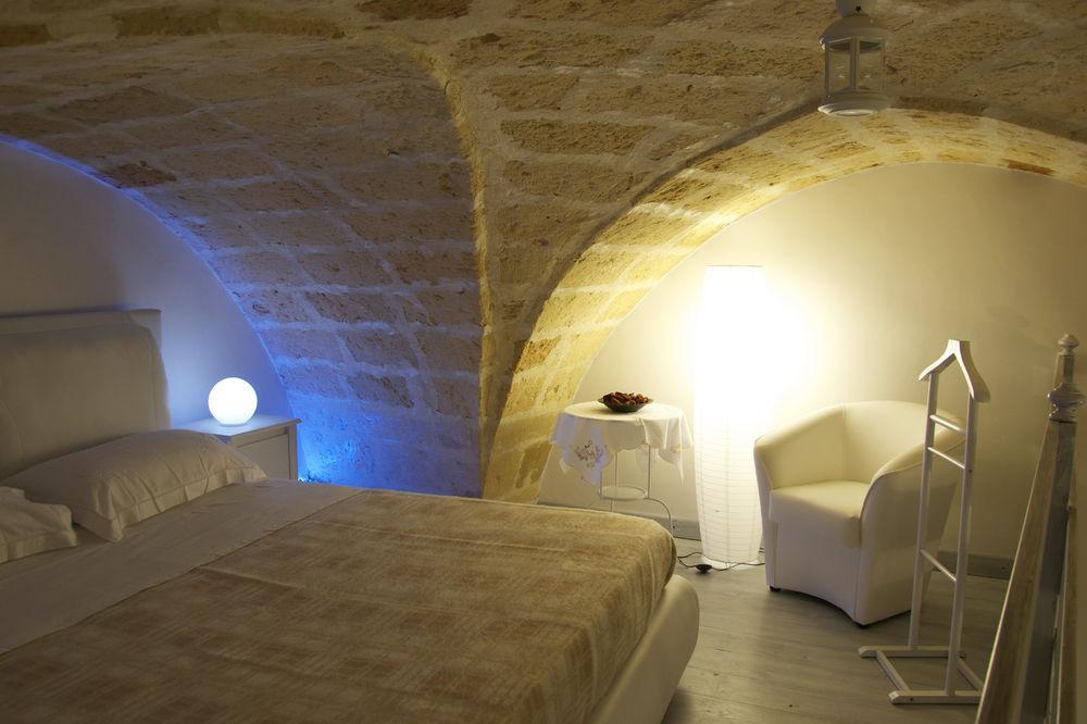 B&B Isola Dello Stampatore Lecce Bagian luar foto