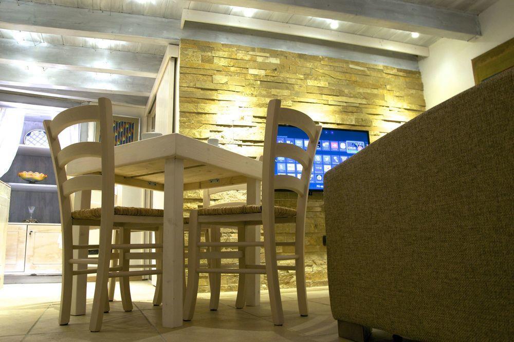 B&B Isola Dello Stampatore Lecce Bagian luar foto