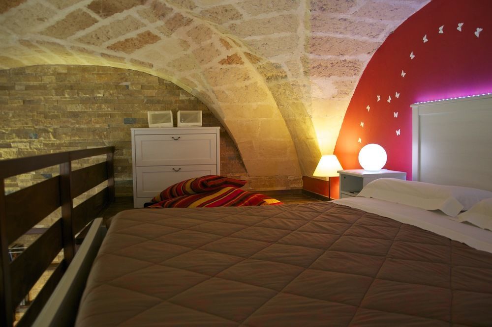 B&B Isola Dello Stampatore Lecce Bagian luar foto